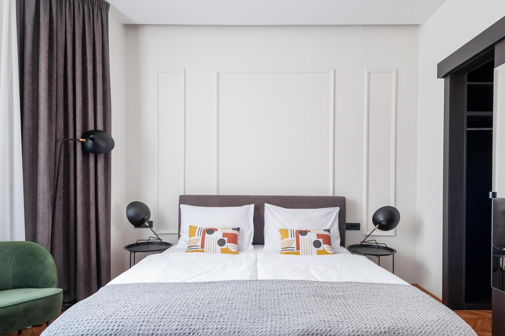 Loox Boutique Apartments Gunduliceva ซาเกร็บ ภายนอก รูปภาพ