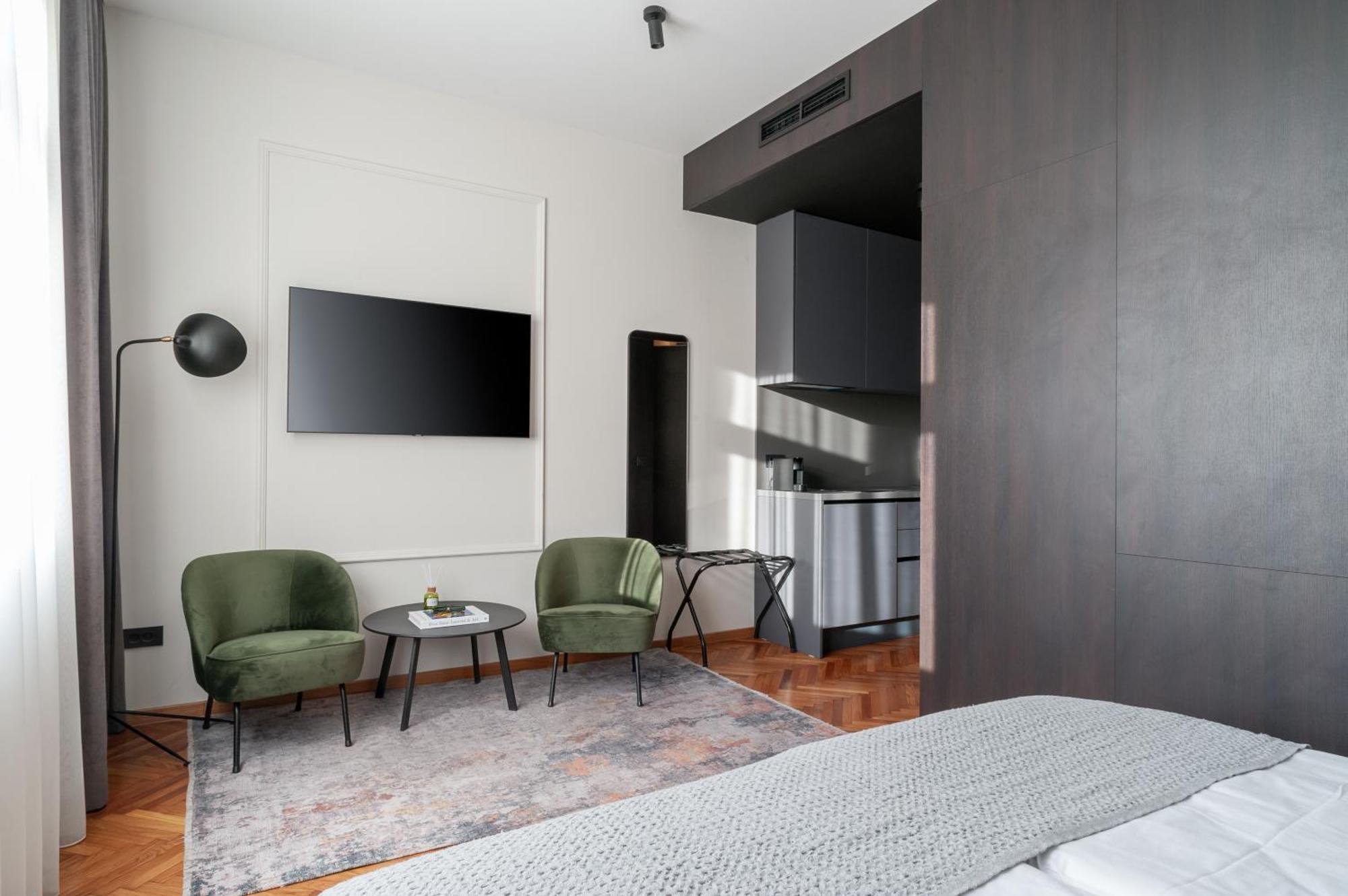 Loox Boutique Apartments Gunduliceva ซาเกร็บ ภายนอก รูปภาพ