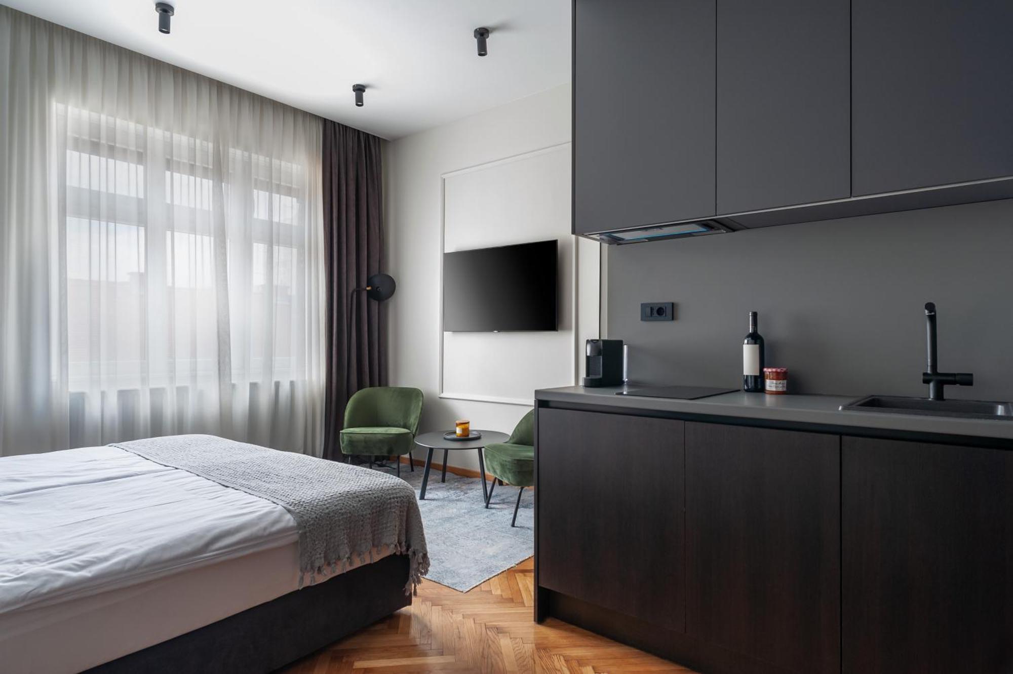 Loox Boutique Apartments Gunduliceva ซาเกร็บ ภายนอก รูปภาพ