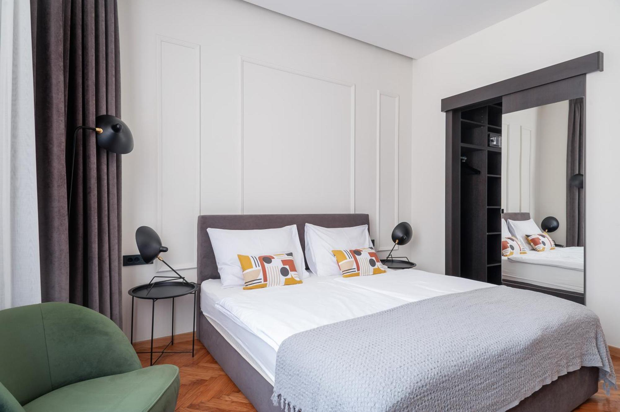 Loox Boutique Apartments Gunduliceva ซาเกร็บ ภายนอก รูปภาพ